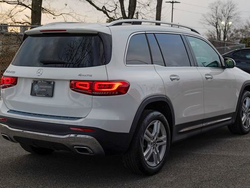 Used 2021 Mercedes-Benz GLB 250 4MATIC image 7