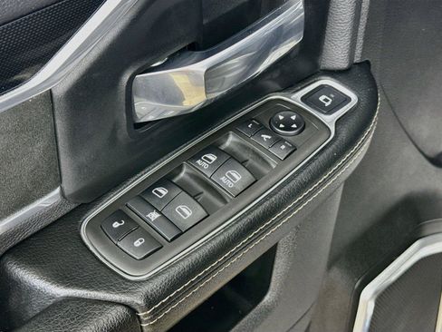 Used 2021 RAM 2500 Laramie w/ Night Edition AWD/4WD image 21