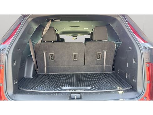 Used 2023 Chevrolet Traverse LT FWD image 20
