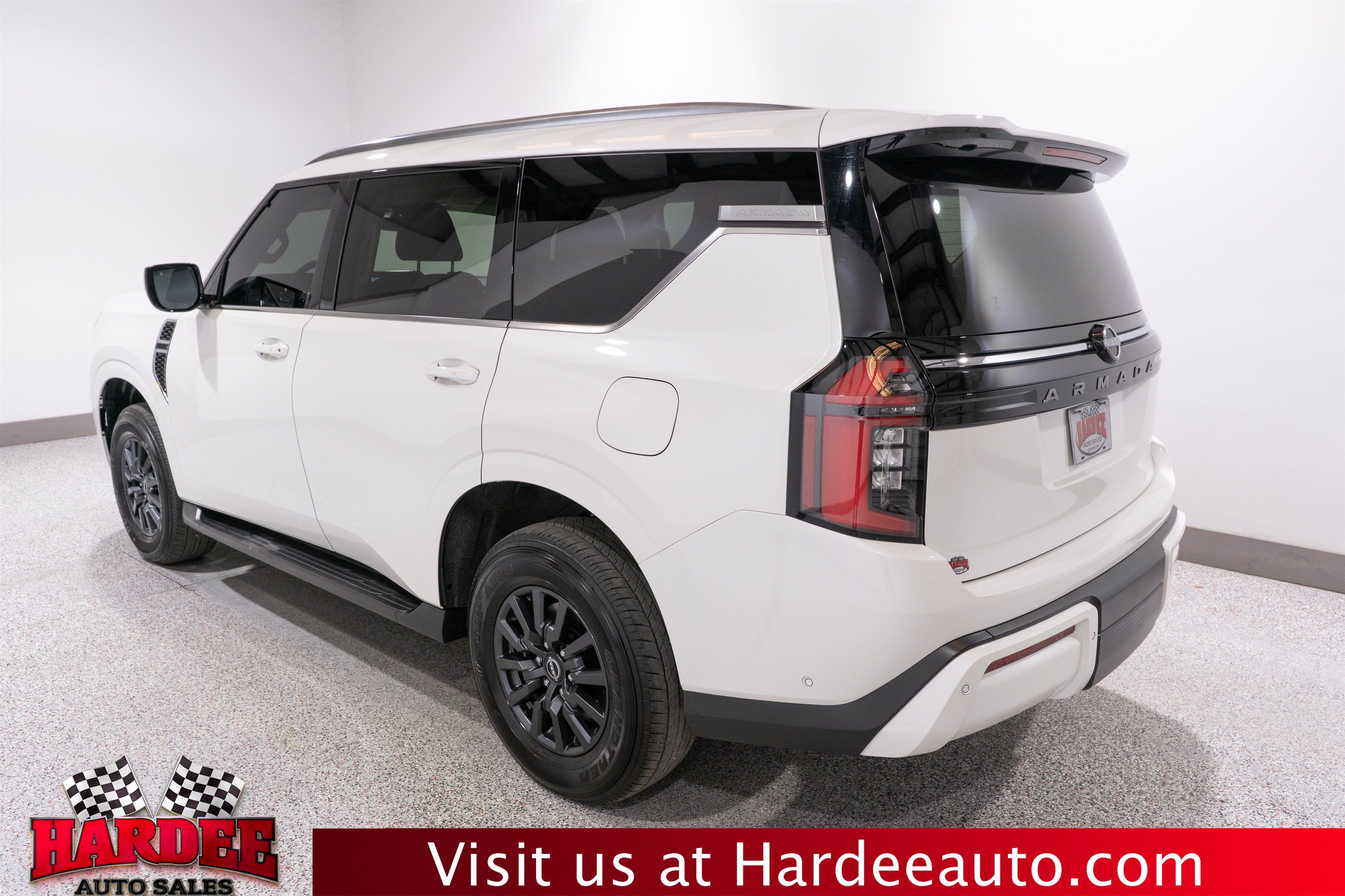 Used 2026 Nissan Armada SV AWD/4WD image 3