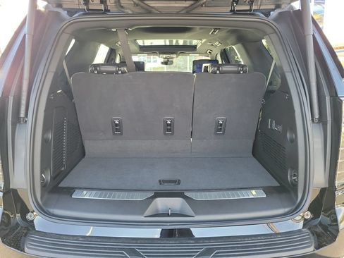 Used 2026 Chevrolet Tahoe Premier RWD image 25