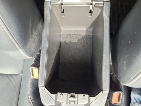 Used 2017 Toyota RAV4 Limited w/ Advanced Technology Package image 28