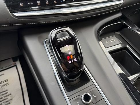 Used 2023 Cadillac Escalade V AWD/4WD image 26