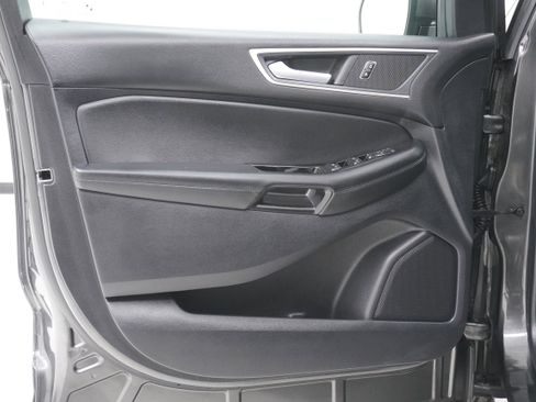 Used 2020 Ford Edge SEL w/ Convenience Package image 10