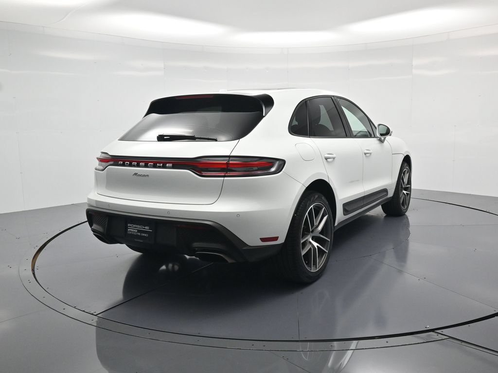 Certified 2026 Porsche Macan AWD/4WD image 36