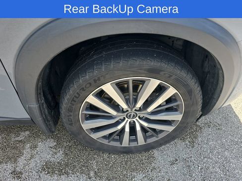 Used 2022 Nissan Pathfinder Platinum AWD/4WD image 4
