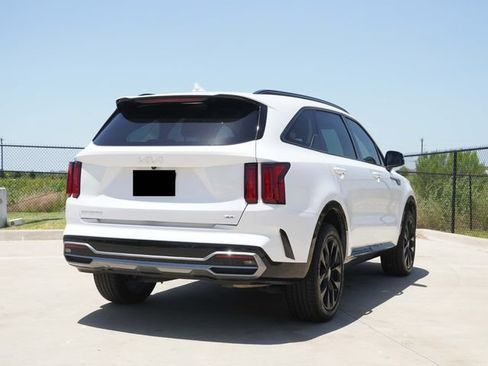 Used 2023 Kia Sorento SX AWD/4WD image 8