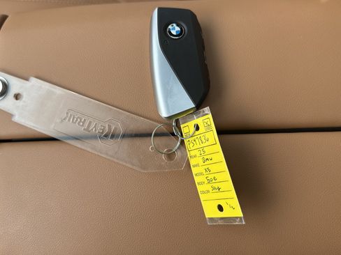Used 2025 BMW X5 xDrive50e w/ Climate Comfort Package AWD/4WD image 35