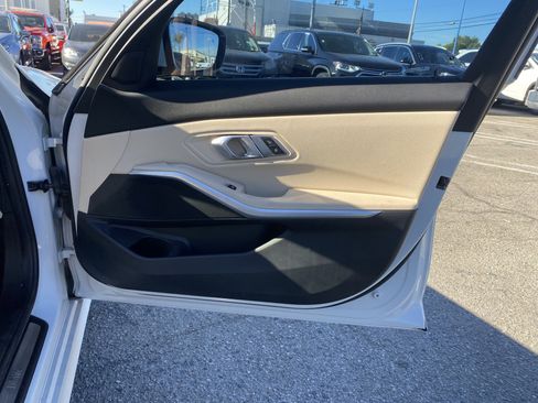 Used 2020 BMW 330i 330i w/ Driving Assistance Package image 18