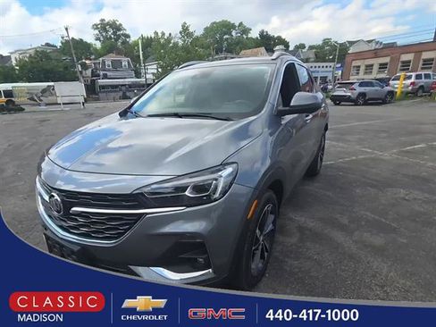 Used 2021 Buick Encore GX Essence w/ Advanced Technology Package FWD image 1