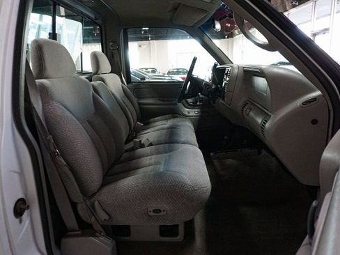 Used 1997 GMC Sierra 1500 4x4 Regular Cab w/ Marketing Option Pkg 3 image 31