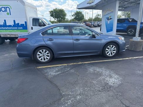 Used 2016 Subaru Legacy 2.5i Premium AWD/4WD image 5