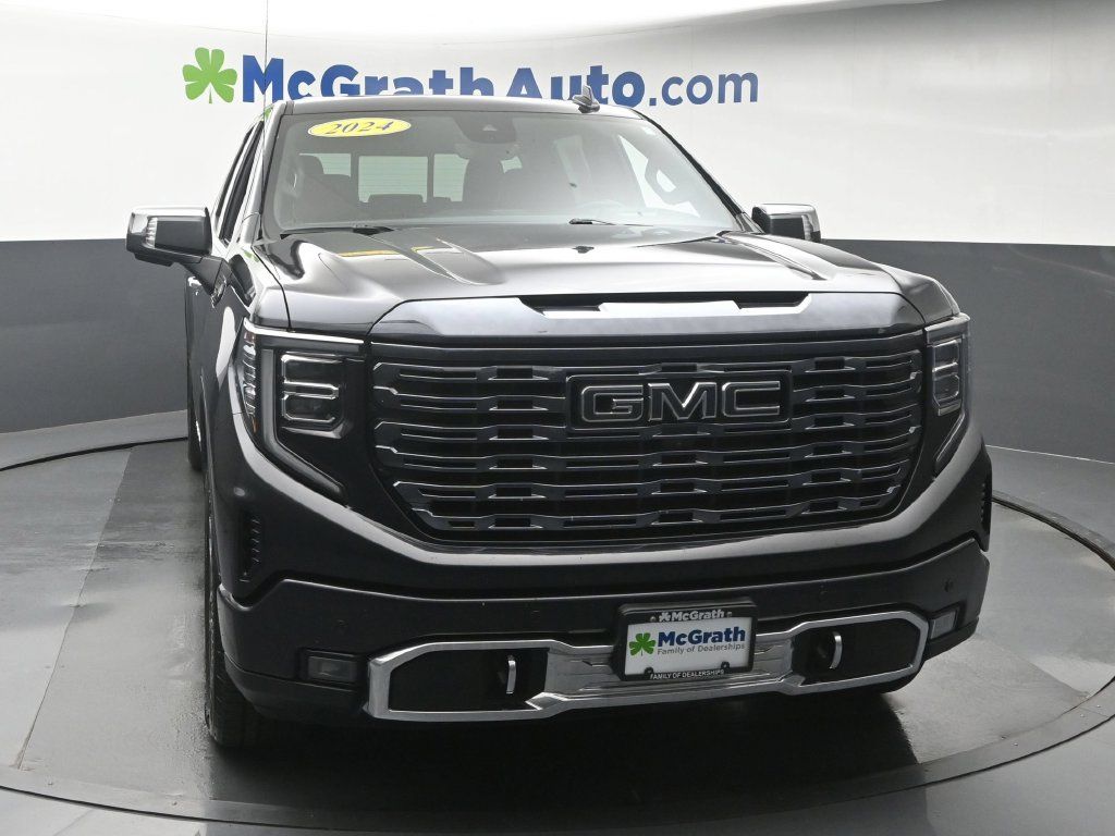 Used 2024 GMC Sierra 1500 Denali Ultimate AWD/4WD image 5