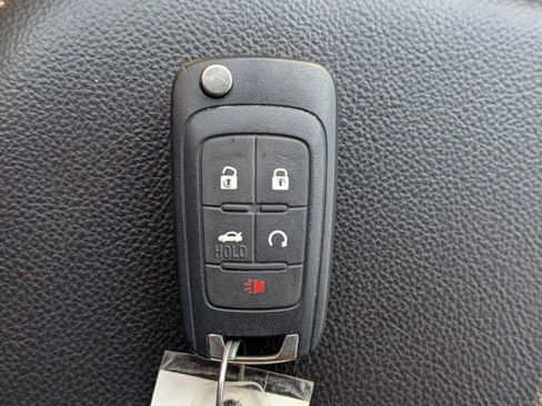 Used 2018 Chevrolet Impala LT w/ Sunroof and Spoiler Package FWD image 34