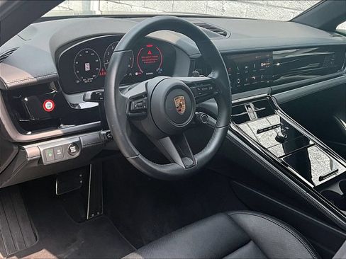 Used 2025 Porsche Panamera 4 AWD/4WD image 4