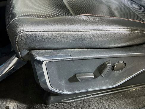 Used 2023 Ford F250 Lariat w/ Lariat Ultimate Package image 18