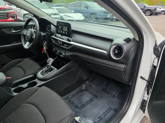 Used 2021 Kia Forte LXS FWD image 9
