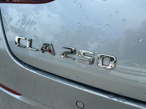 Used 2025 Mercedes-Benz CLA 250 image 9