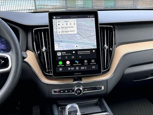 Used 2026 Volvo XC60 T8 Plus w/ Protection Package Premier image 8