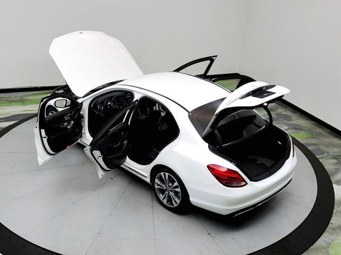 Used 2017 Mercedes-Benz C 300 Sedan image 36