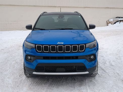 Certified 2023 Jeep Compass Limited w/ Sun and Sound Group image 17