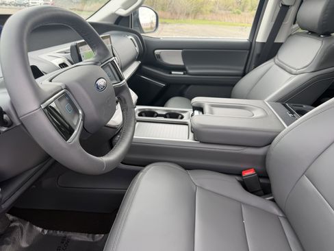 New 2026 Ford Expedition Max Active image 10