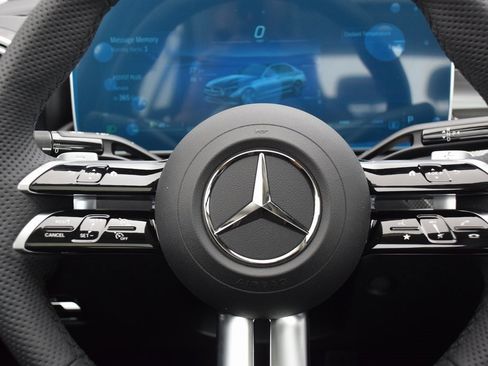 New 2025 Mercedes-Benz C 300 4MATIC Sedan image 21