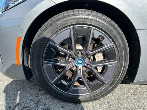 Used 2023 BMW i4 eDrive40 image 66