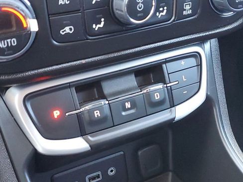 Used 2023 GMC Terrain SLE w/ Driver Convenience Package AWD/4WD image 21