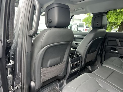 Used 2025 Land Rover Defender 110 S AWD/4WD image 35