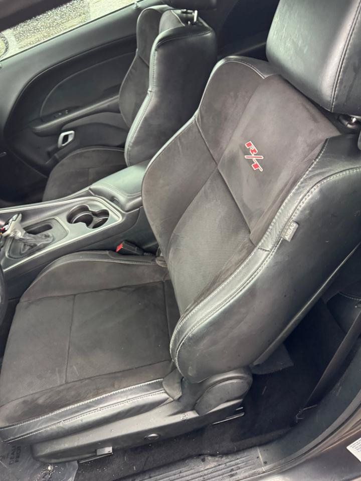 Used 2015 Dodge Challenger R/T Plus RWD image 6