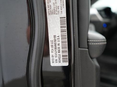 Used 2022 Jeep Grand Cherokee Limited 4xe image 90