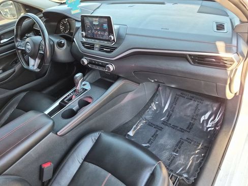 Used 2020 Nissan Altima 2.5 SR FWD image 18