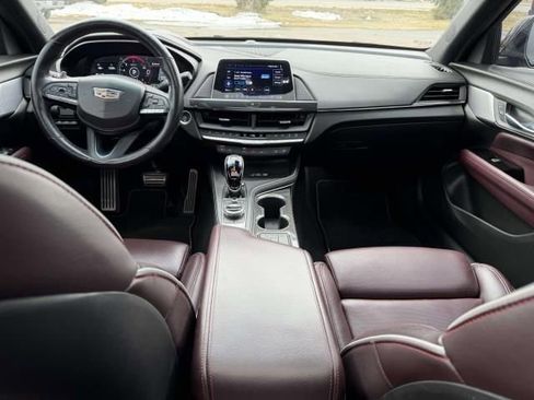 Used 2023 Cadillac CT4 V image 5