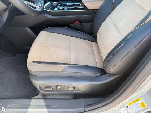 Used 2026 Chevrolet Equinox ACTIV w/ Convenience Package III image 13