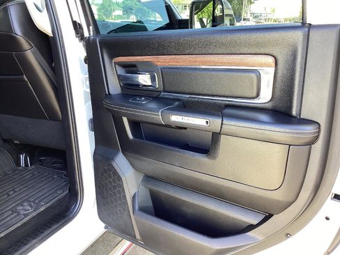 Used 2018 RAM 2500 Laramie AWD/4WD image 15