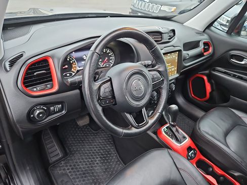 Used 2022 Jeep Renegade Trailhawk w/ Sun/Sound Group image 14