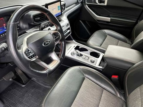 Used 2022 Ford Explorer Timberline image 4