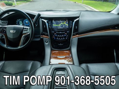 Used 2019 Cadillac Escalade Luxury AWD/4WD image 20