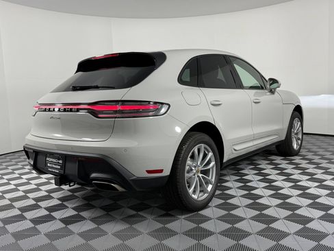 Certified 2026 Porsche Macan AWD/4WD image 9