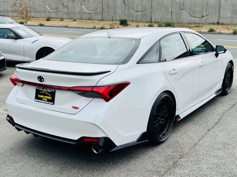 Used 2020 Toyota Avalon TRD image 5