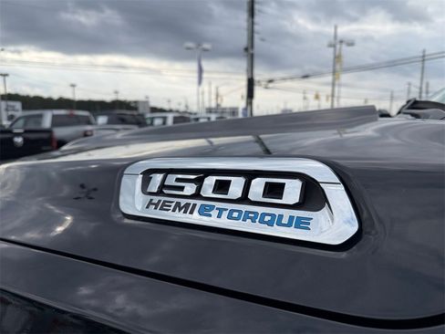 Used 2021 RAM 1500 Laramie image 26