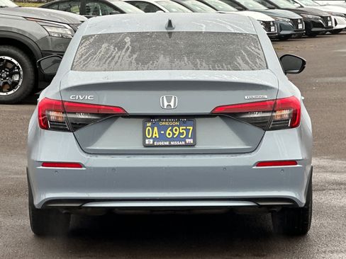 Used 2024 Honda Civic Touring image 7