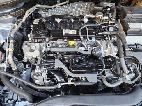 Certified 2024 Toyota Corolla Cross XLE image 21