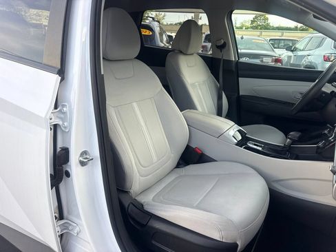 Used 2025 Hyundai Tucson SEL FWD image 17