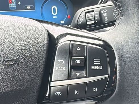 Certified 2024 Ford Escape SE w/ PHEV Premium Package image 22