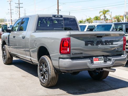 New 2026 RAM 2500 Laramie AWD/4WD image 4