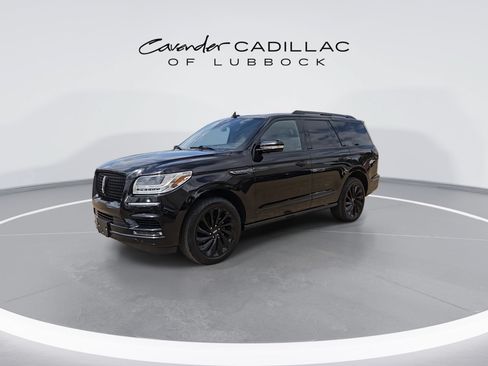 Used 2021 Lincoln Navigator Reserve AWD/4WD image 4