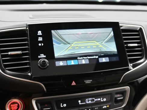 Used 2021 Honda Pilot Elite image 14