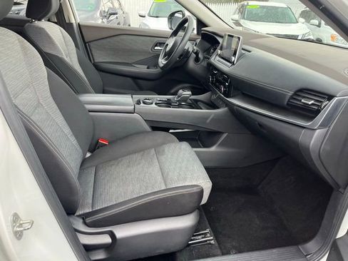 Used 2021 Nissan Rogue SV AWD/4WD image 13